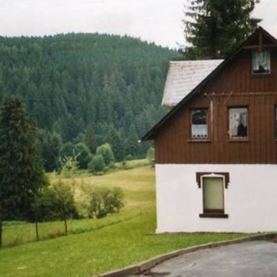 landhaus_rittersgruen_sommer2_exact_400x270.jpg